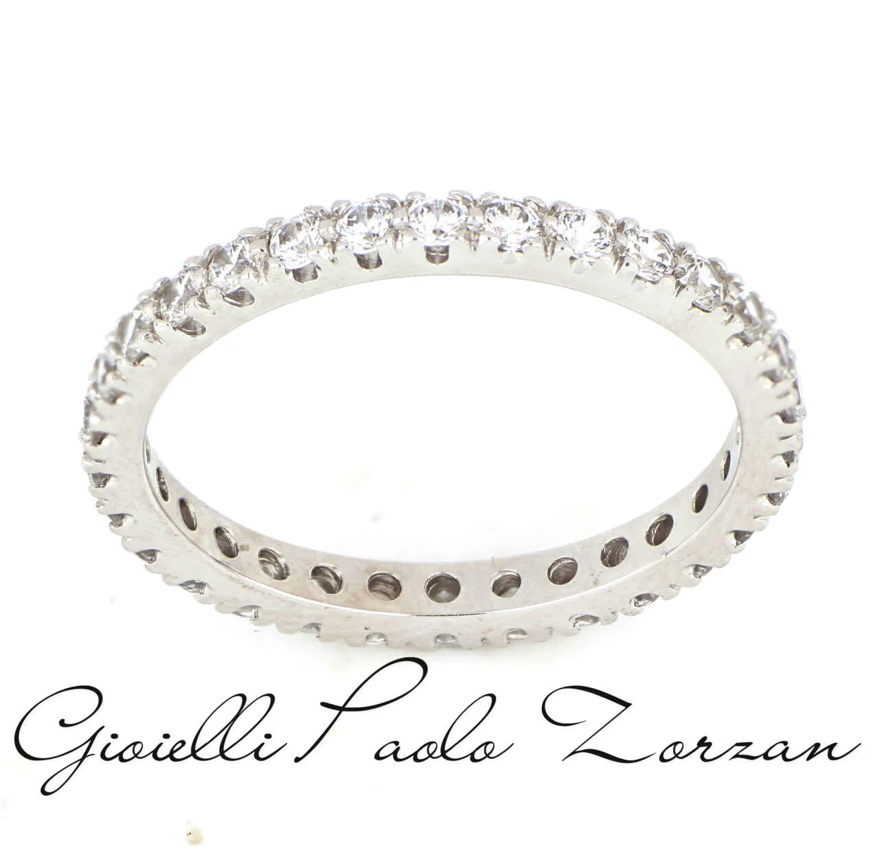 Anello eternity in oro bianco e zirconi bianchi  AN-66