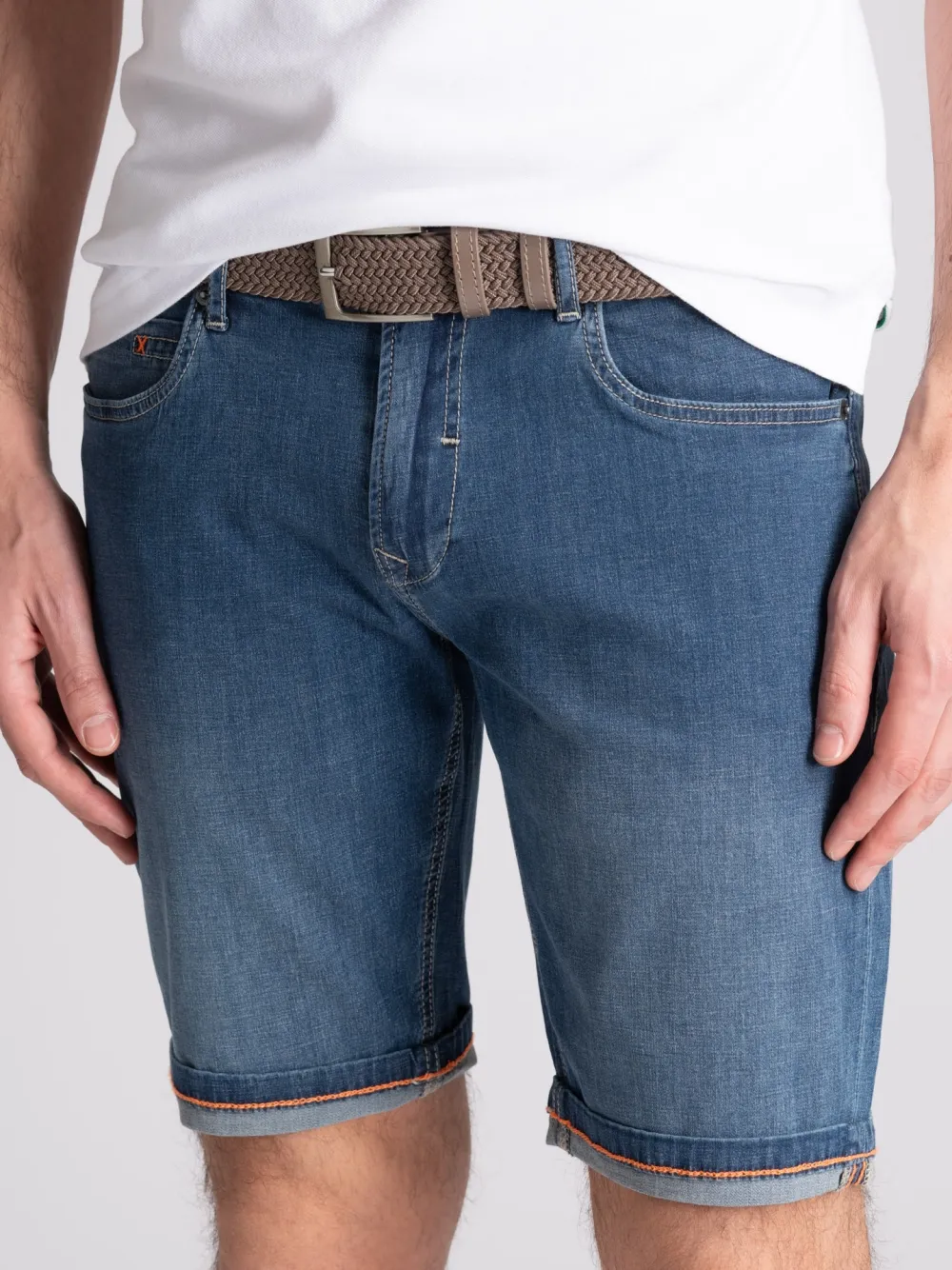 Bermuda uomo in denim light lavaggio medio